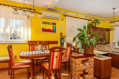 Apartman Mariana by Villas Guide