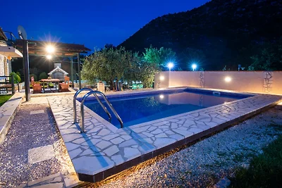 Country house Desne by Villas Guide