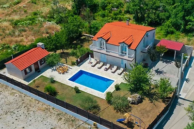 Villa Ivana-Makarska by Villas Guide