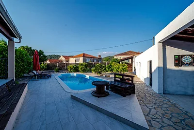 MAB Sweet Home By Villas Guide