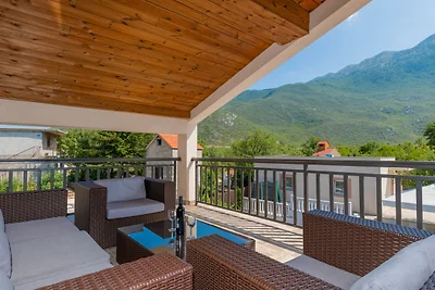 Villa Mateo -Zagvozd by Villas Guide