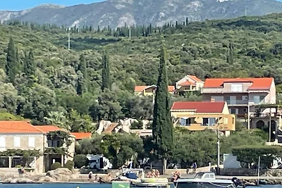 Apartman Twins 1 by Villas Guide