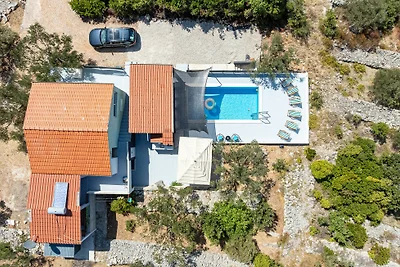 Holiday home Edi by Villas Guide