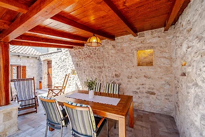 House Ana Grgurici by Villas Guide