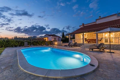 Villa Olive-Privlaka by Villas Guide