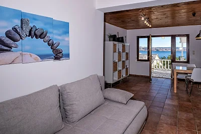 Villa Figs beachfront Apartman 2 By Villas...