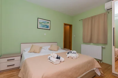 Villa Ana - Makarska by Villas Guide