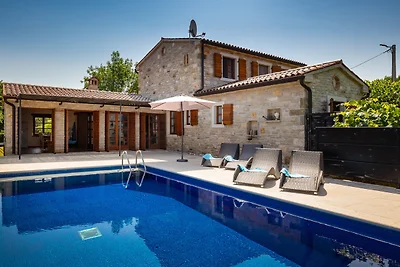 Villa Nonna Lucia by Villas Guide