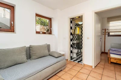 Villa Figs beachfront apartman 1 by Villas...