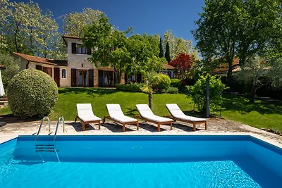 Villa Cehici by Villas Guide