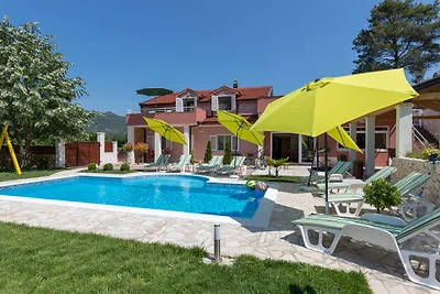 Holiday home Ostojic by Villas Guide