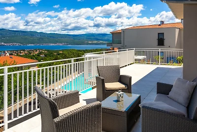Vila Oleander - Malinska by Villas Guide
