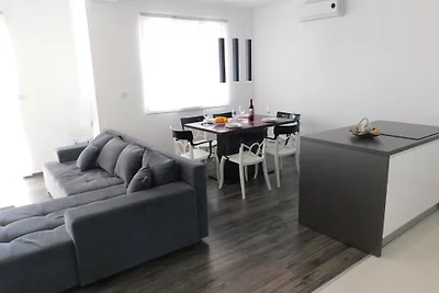 Luxury Villa Mer pool apartman by Villas...