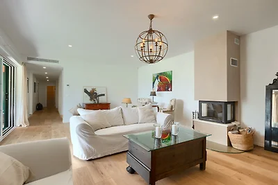 Villa Village by Villas Guide