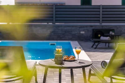 Villa S by Villas Guide