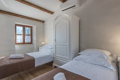 Heritage Villa Croc by Villas Guide