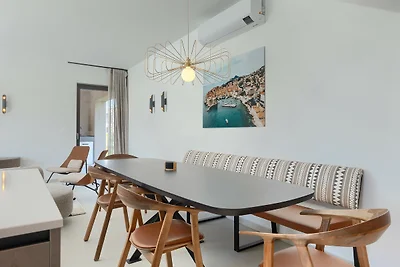 Villa Vegt by Villas Guide