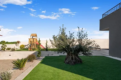 Villa Jollie by Villas Guide