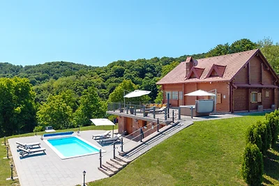 Villa Pine Log by Villas Guide