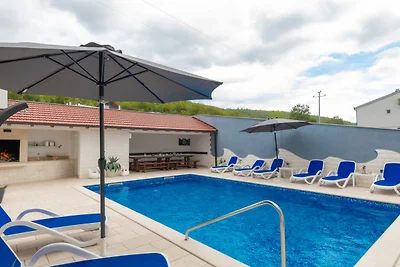 Star Hill - Makarska by Villas Guide