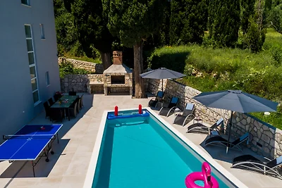 Villa Tesa by Villas Guide