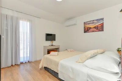 Villa Vignani - Makarska by Villas Guide