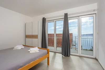 Sea View Vrh by Villas Guide