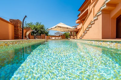 Luxury Villa Mer pool apartman by Villas...
