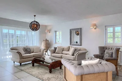 Villa Peran by Villas Guide