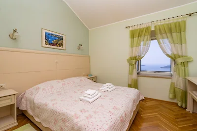 Villa Dia by Villas Guide