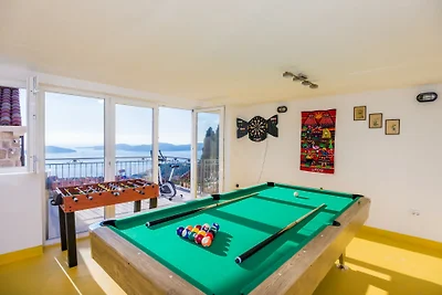 Villa Blue by Villas Guide