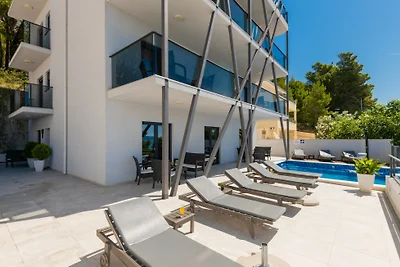 Apartman Mia 3 - Omiš by Villas Guide