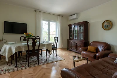 Holiday home Rožica by Villas Guide