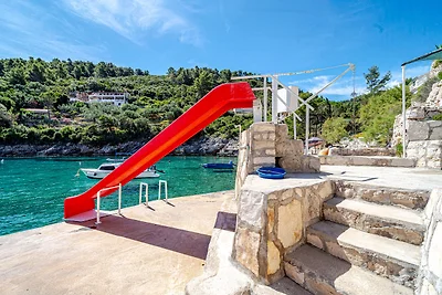 APARTMAN ÐONI 2 by Villas Guide