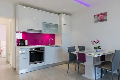 Apartman Mia 7 - Omiš by Villas Guide