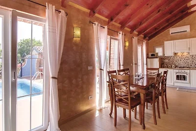 House Victoria by Villas Guide