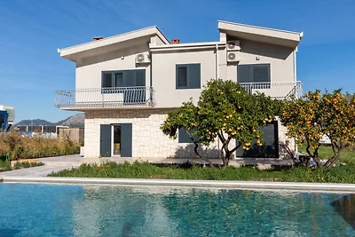 Villa Dolina Opuzen by Villas Guide