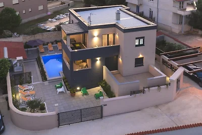 Villa Noemi-Ližnjan by Villas Guide