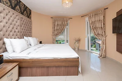 Vila Romani by Villas Guide