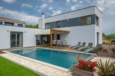 Villa Leana by Villas Guide