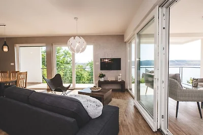 Luxury Villa Mihaela beachfront by Villas...