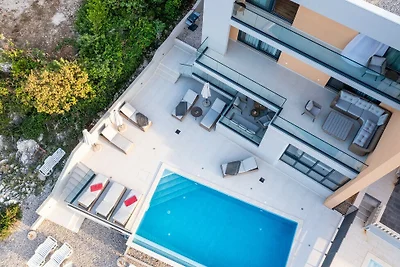 PERFECT DREAM by Villas Guide