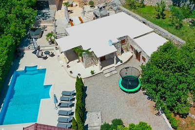 Villa Mia by Villas Guide
