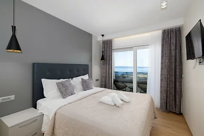 Sunny Lux Villa 2 in Makarska by Villas Guide