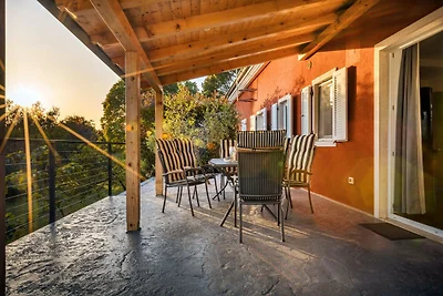 Villa Casa Lutoma by Villas Guide