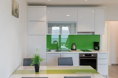 Apartman Mia 6 - Omiš by Villas Guide