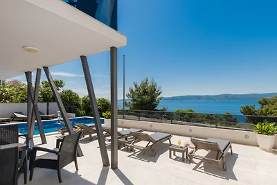 Apartman Mia 4 - Omiš by Villas Guide