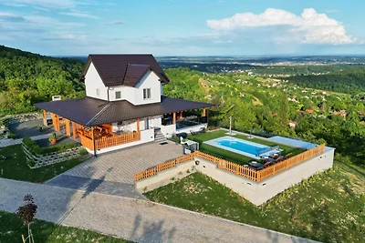 Villa AD Astra by Villas Guide