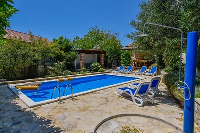 Villa Mint - Split by Villas Guide