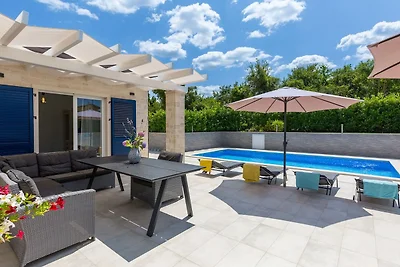 Villa Camelia by Villas Guide
